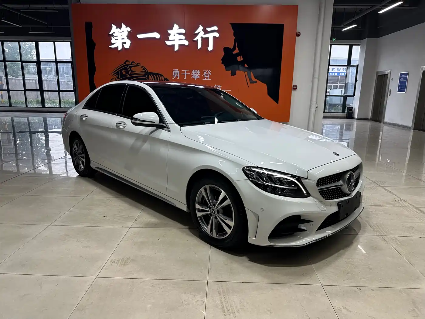 Mercedes-Benz C-Class 2021 C 200 L Fashion Sport Edition фото 2