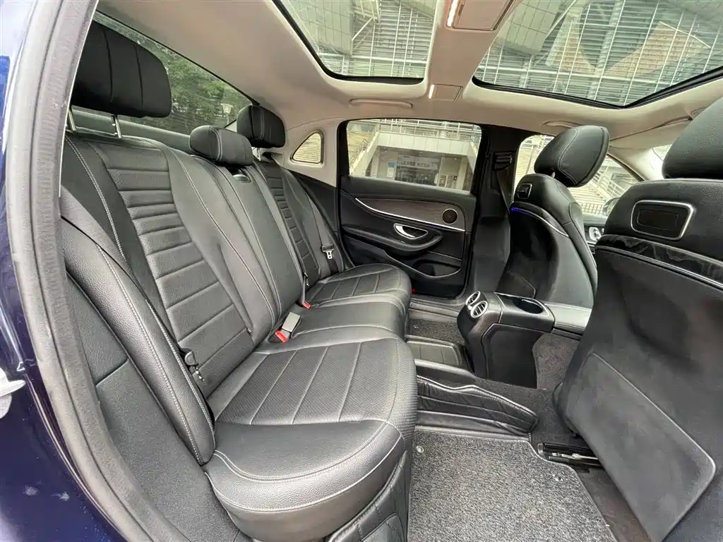 Mercedes-Benz E-Class 2018 Facelift E 300 L Sport Fashion фото 16