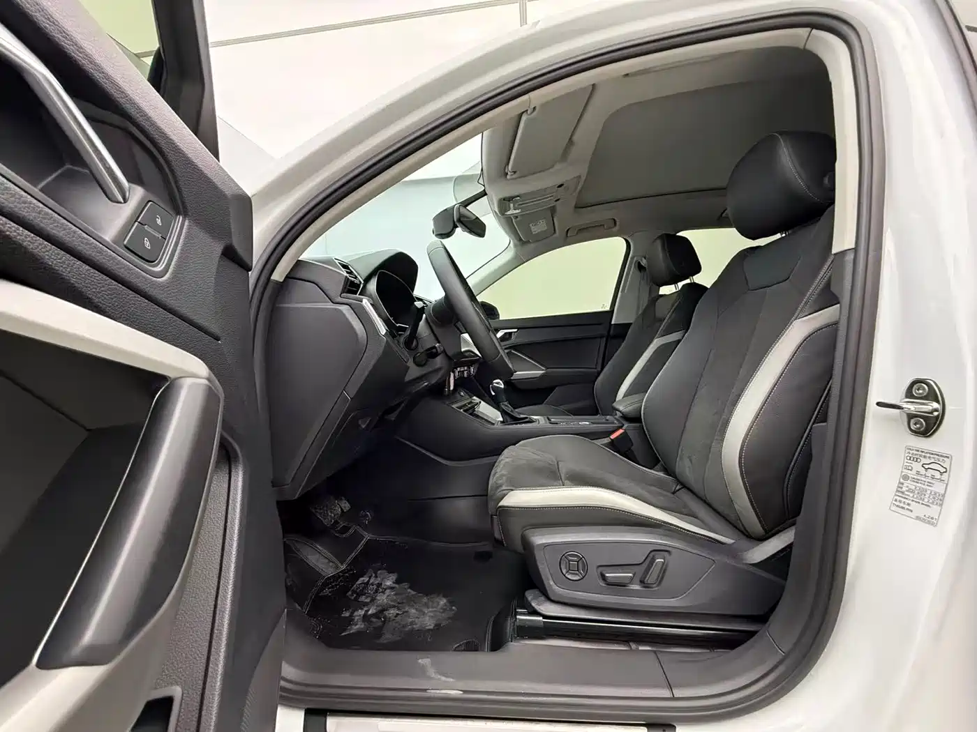 Audi Q3 2022 35 TFSI Progressive Dynamic фото 15