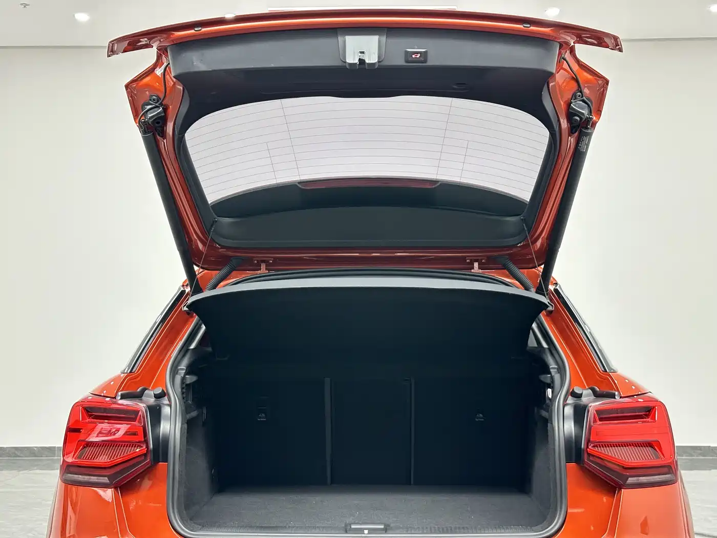 Audi Q2L 2019 2018 35 TFSI Fashion Elegance China V