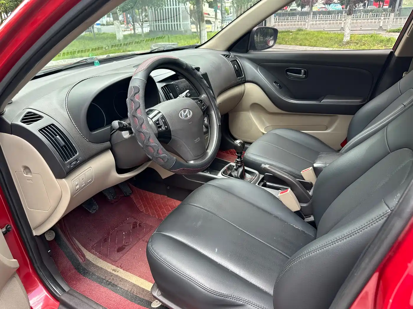 Hyundai Elantra 2011 1.6L Manual Comfort фото 13