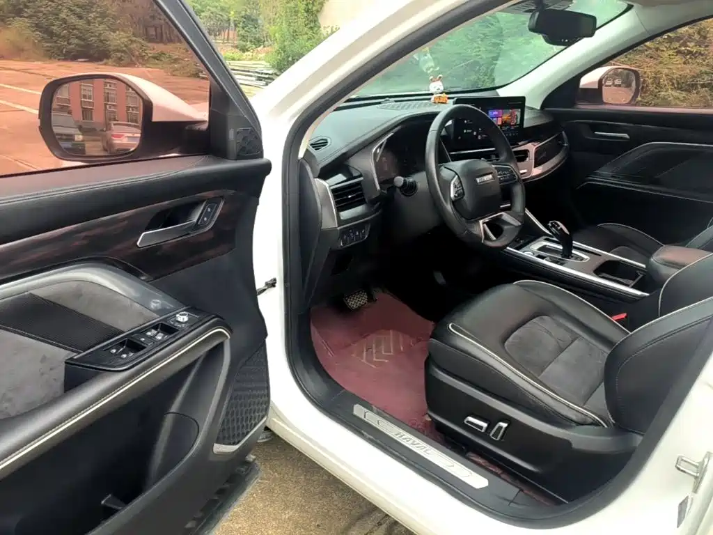 Фото 16 - Haval H6
