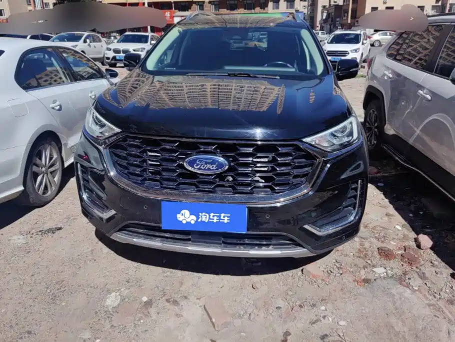 Фото 2 - Ford Edge