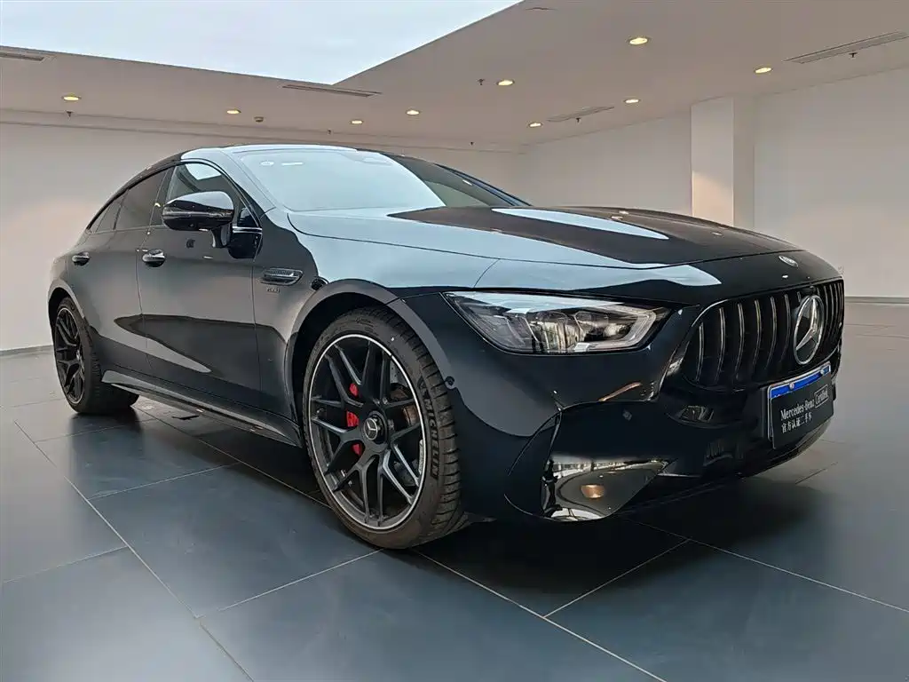 MERCEDES-BENZ AMG GT