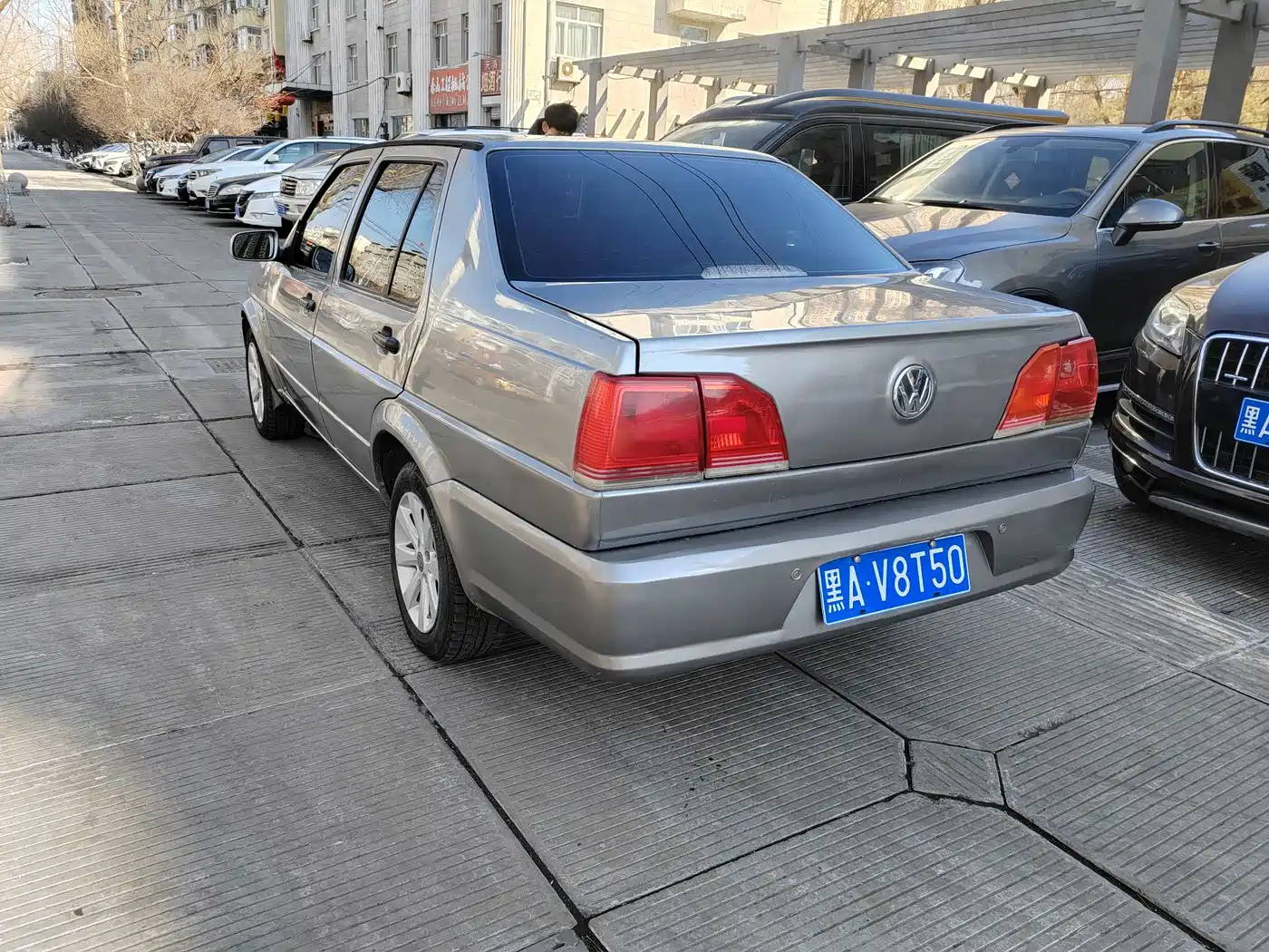 Volkswagen Jetta 2012 1.6L Commemorative Edition фото 4