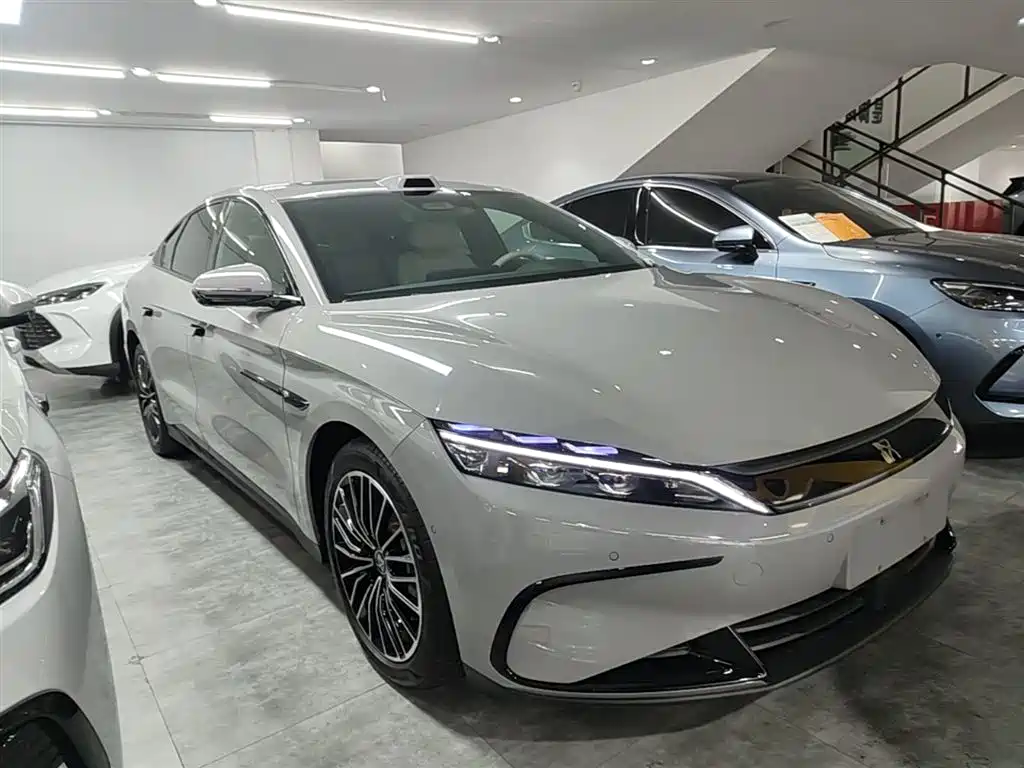 BYD Han 2025 DM-i Smart Driving Edition 125KM LiDAR Flagship фото 4