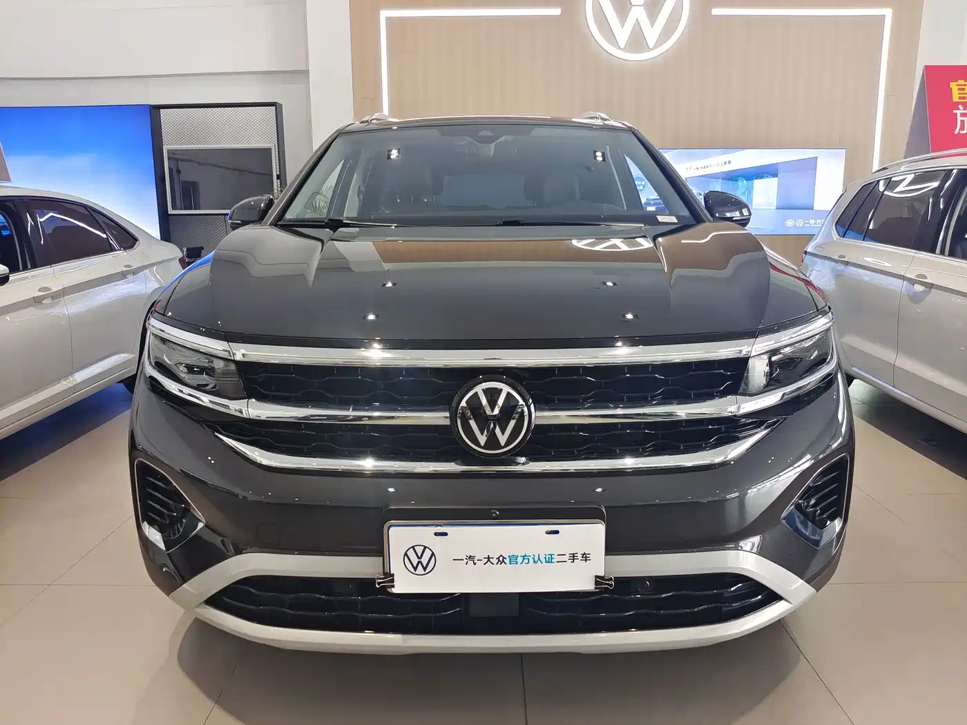 Volkswagen Talagon 2022 380TSI 4WD Luxury Premium Pro Edition 6-seater фото 2