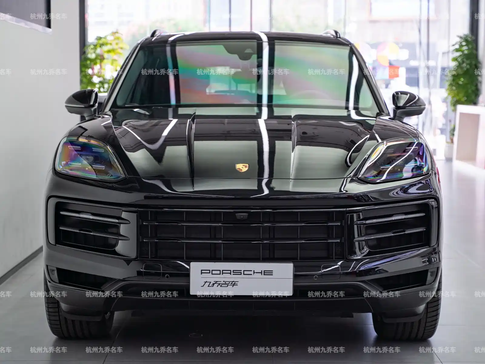 صورة 2 - Porsche Cayenne