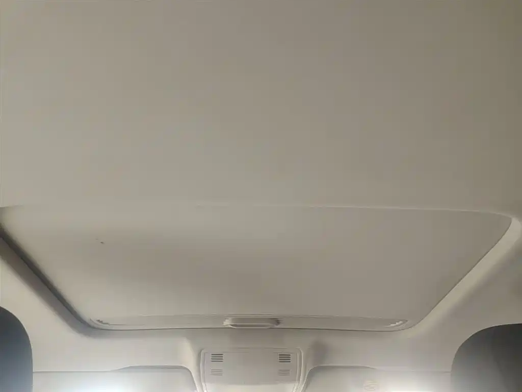 Volkswagen Bora 2019 1.5L Automatic Comfort Type фото 18