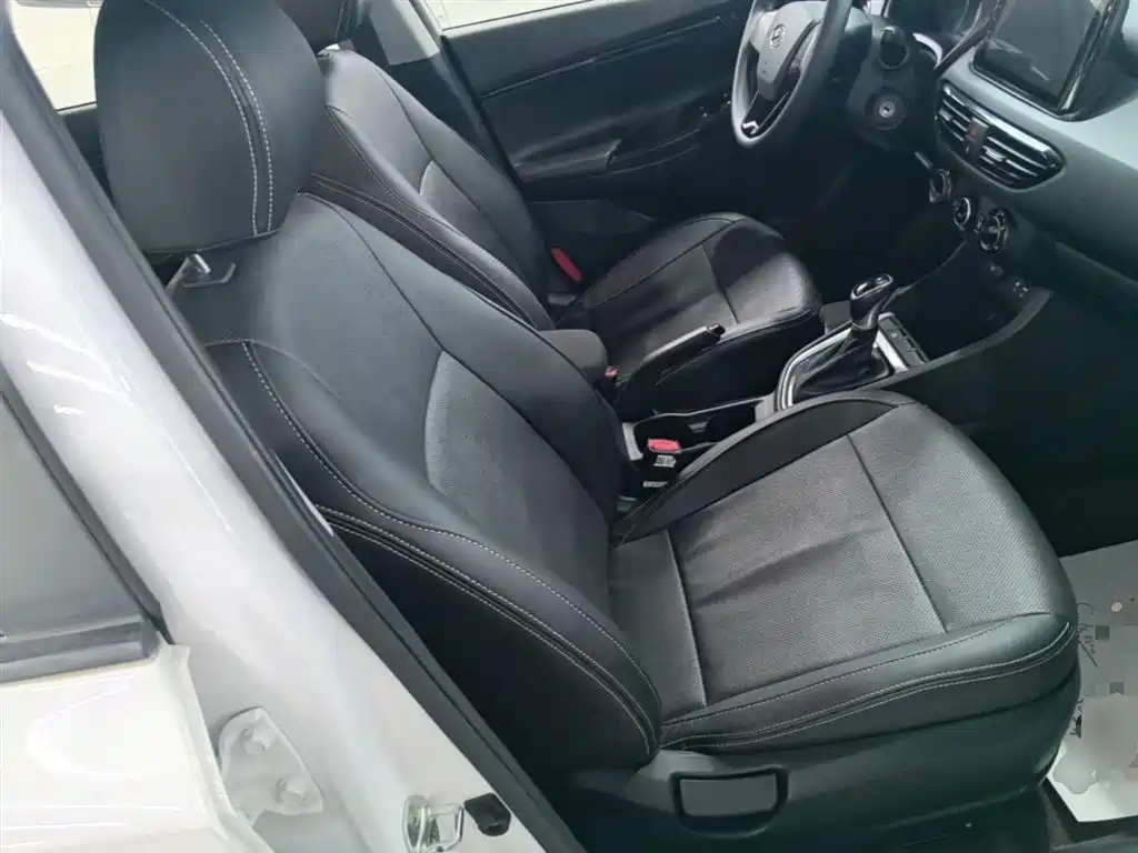 Hyundai Elantra 2018 1.6L Automatic Pleasing Edition GL China VI фото 25