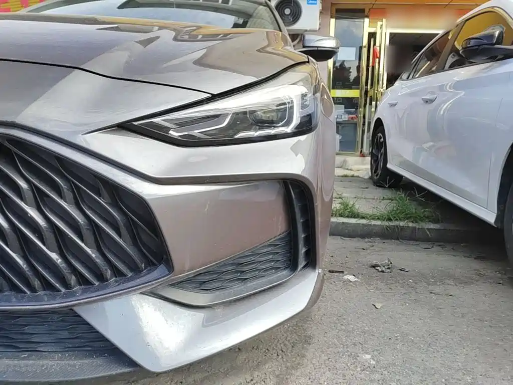 Фото 24 - MG MG5