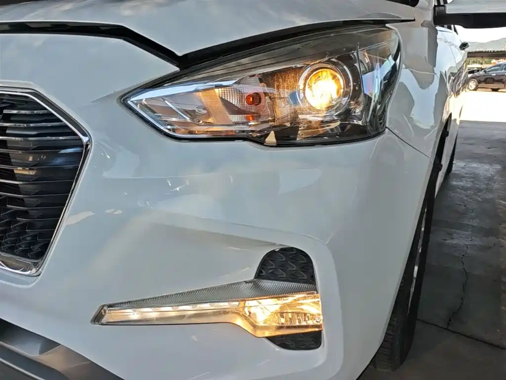 Haval M6 2018 1.5T Manual 2WD Elite фото 24