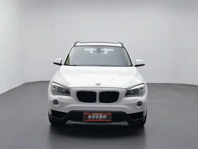 BMW X1 (Import) 2012 sDrive18i Luxury — фото 3