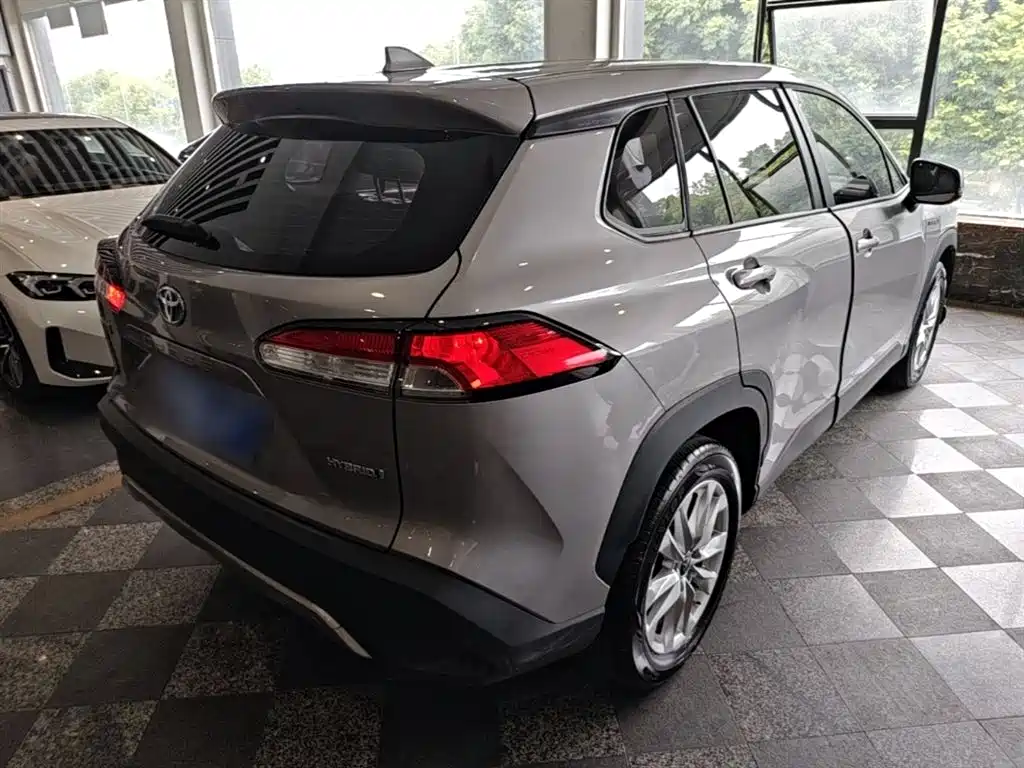 Toyota Corolla Cross 2023 Hybrid 2.0L Pioneer Edition фото 7