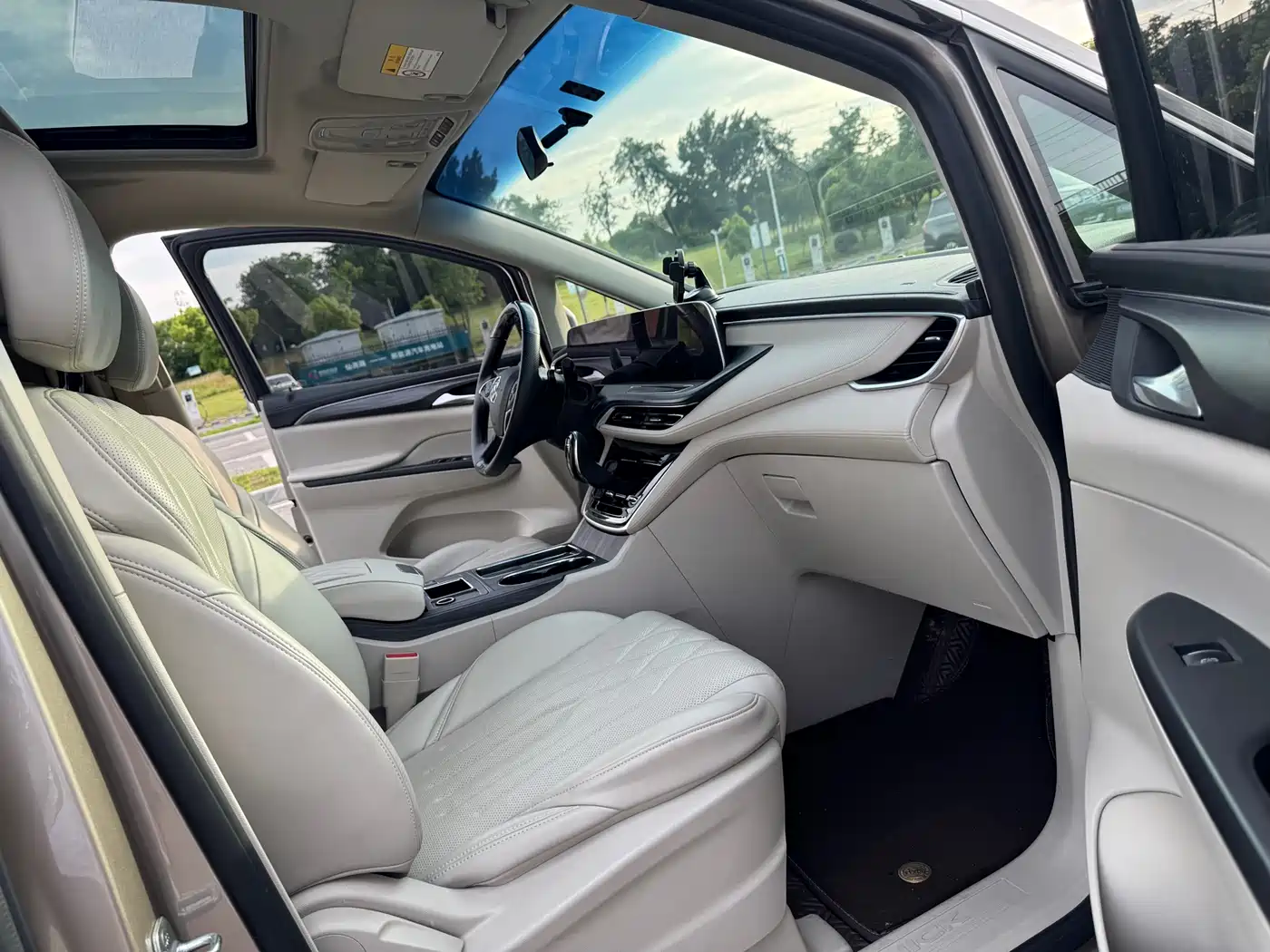 BUICK GL8