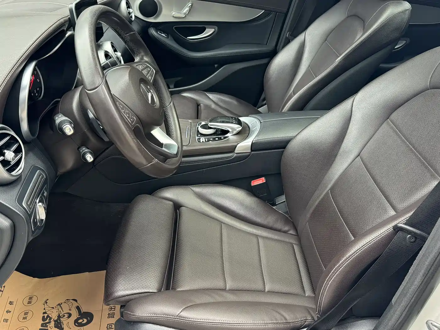 Mercedes-Benz GLC 2017 GLC 200 4MATIC фото 16