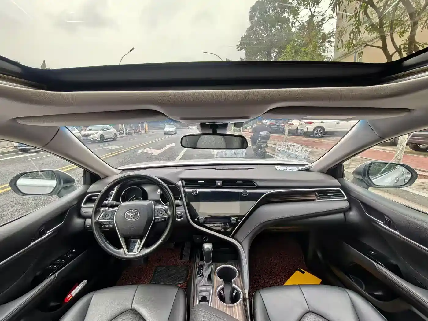 Toyota Camry 2019 2.5G Luxury Edition China VI фото 7