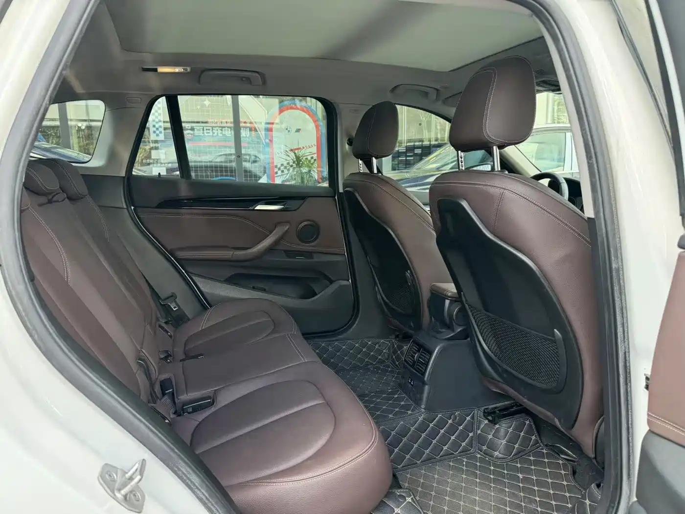 BMW X1 2020 sDrive25Li Leading Model фото 10