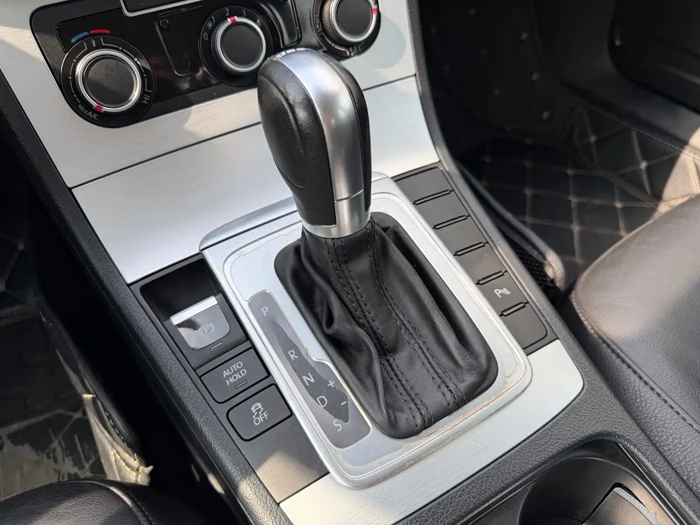 Фото 20 - Volkswagen Magotan