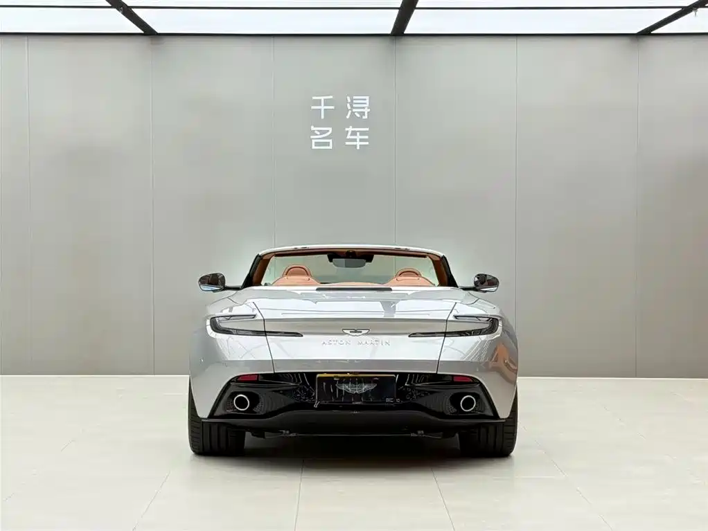 Aston Martin DB12 2023 4.0T V8 Volante фото 16