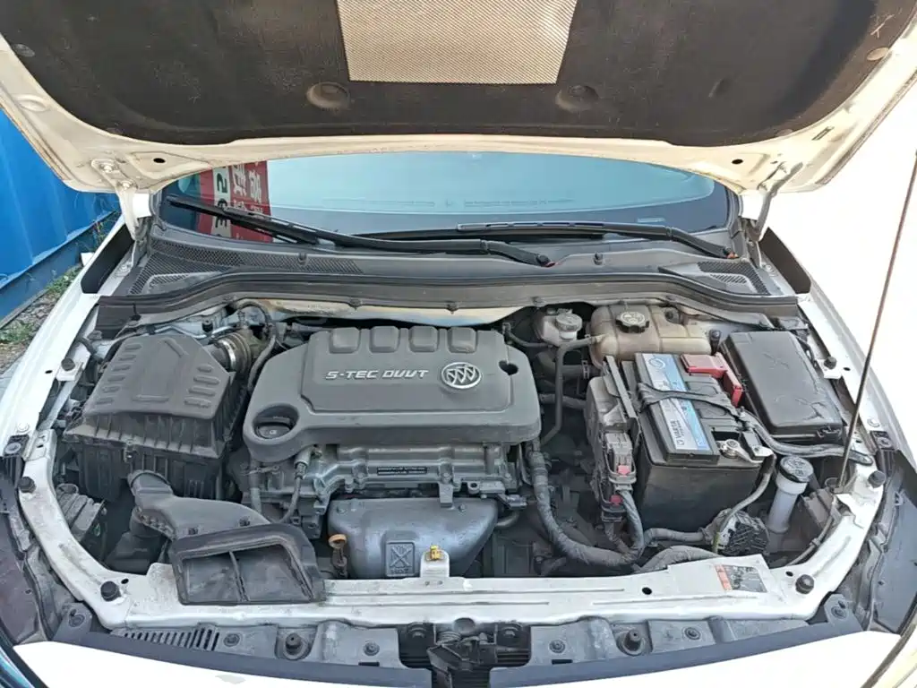 Фото 20 - Buick Excelle