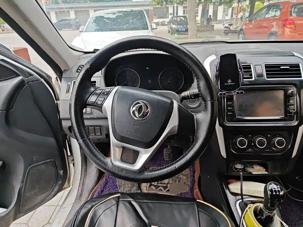 Dongfeng Fengxing Jingyi S50 2017 2016 1.5L Manual Premium
