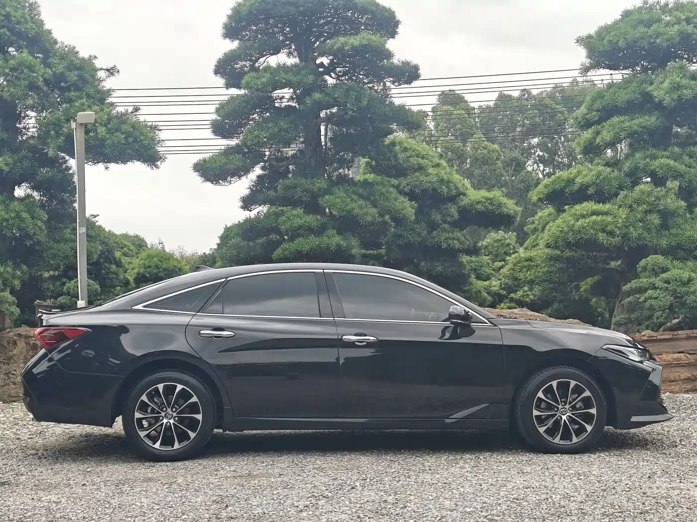 Toyota Avalon 2022 2.0L Luxury Edition фото 4