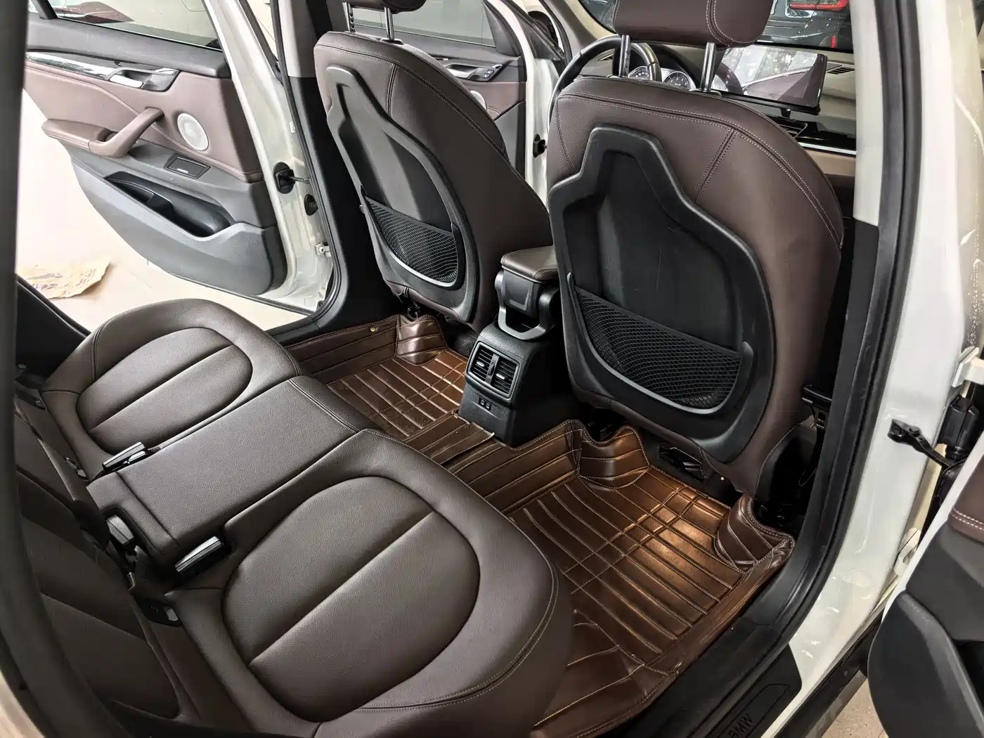 BMW X1 2022 sDrive25Li Leading фото 20