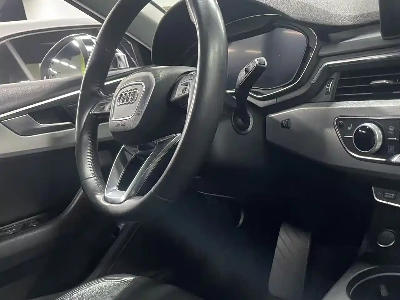 Audi A4 (Import) 2018 2017 45 TFSI allroad quattro Fashion