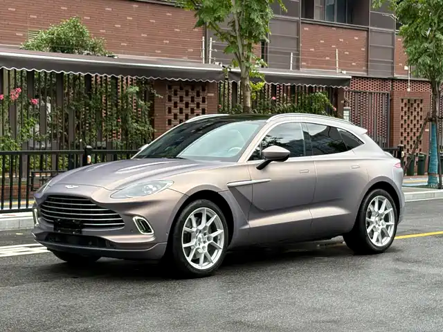 Aston Martin Aston Martin DBX 2021 4.0T V8 Silk Road Splendor