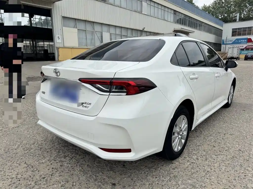 Toyota Corolla 2019 1.2T S-CVT GL-i Elite Edition фото 12