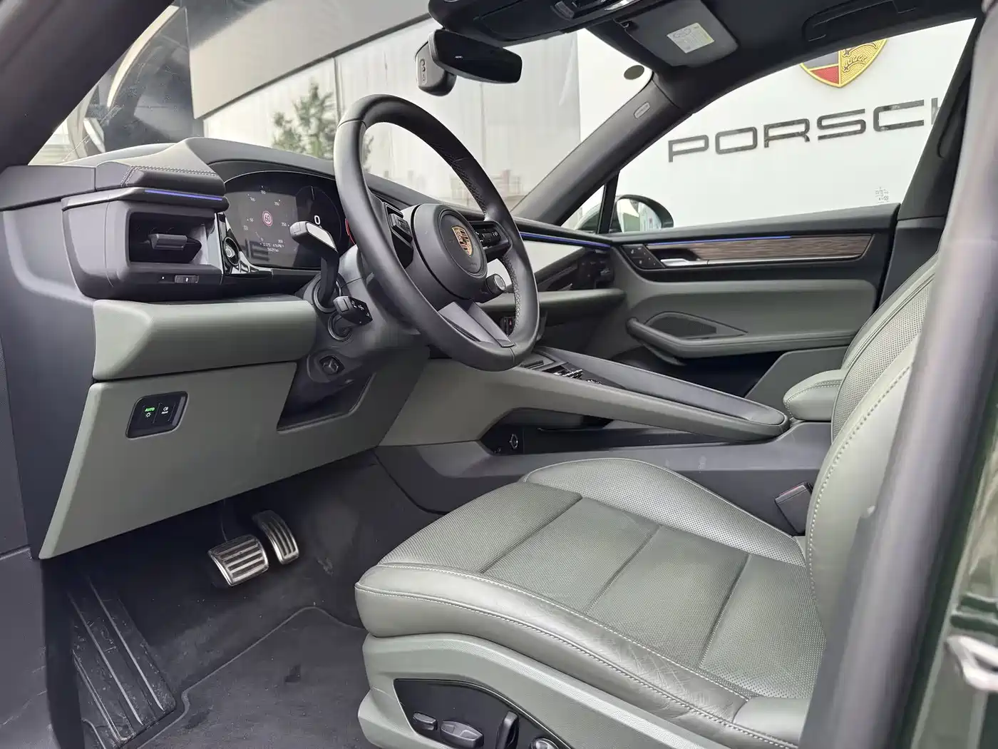 Porsche Macan EV 2025 2025 Macan 4 Dynamic Edition