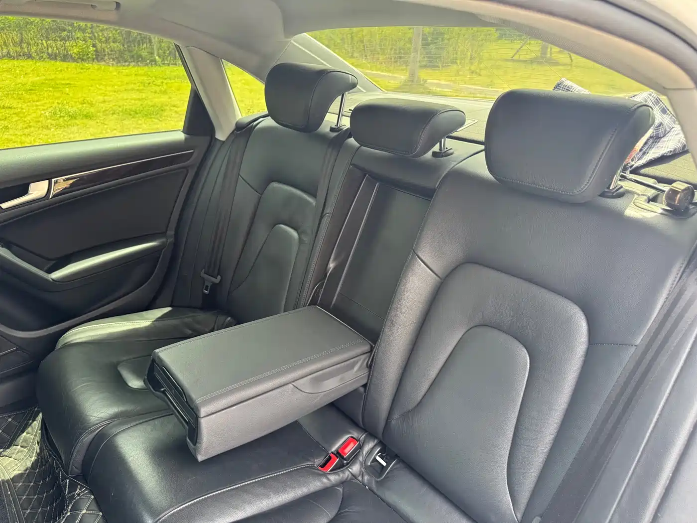 Audi A4L 2015 35 TFSI Auto Comfort фото 12