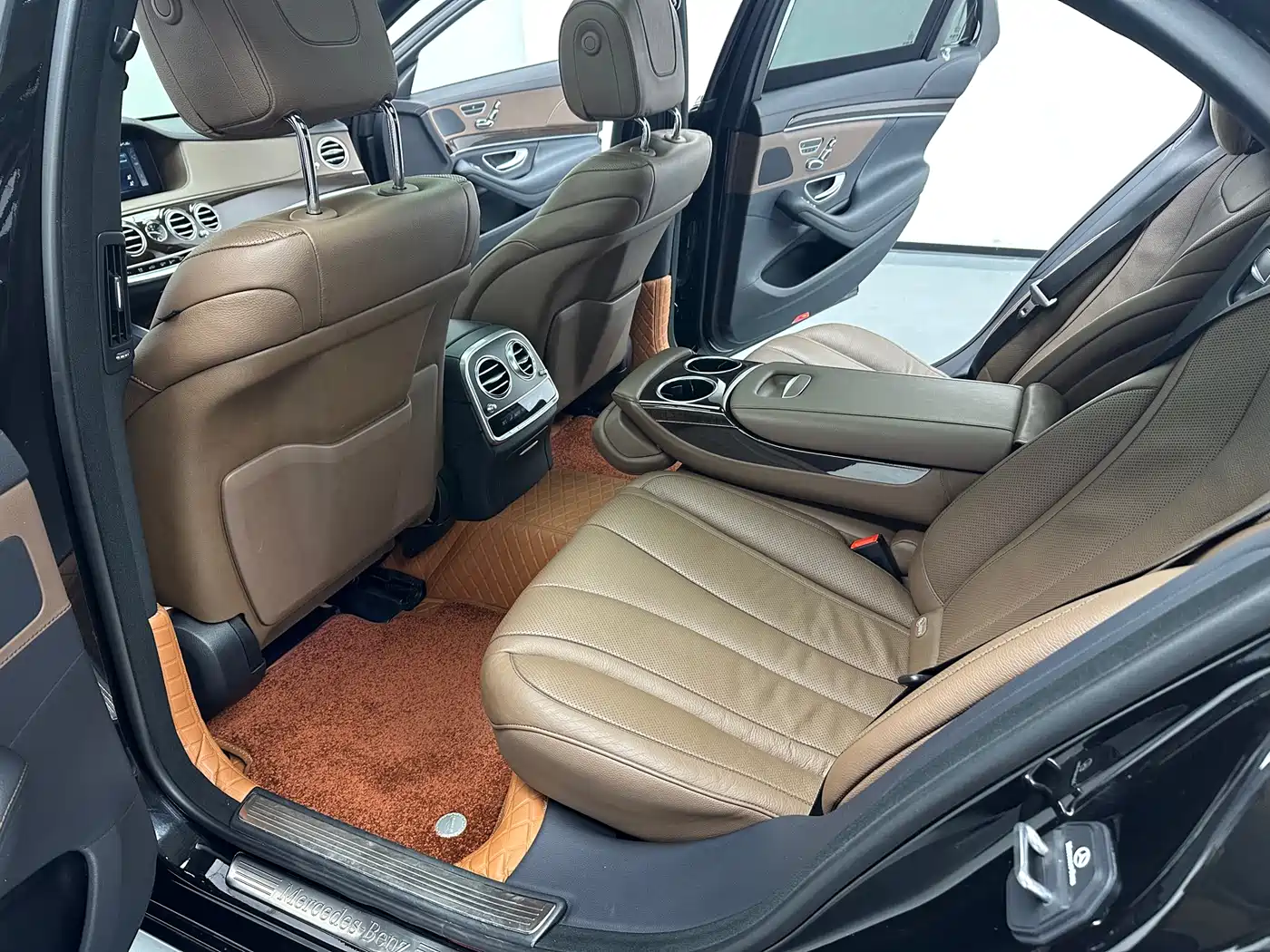 Mercedes-Benz S-Class 2020 S 350 L Business Edition Collector's Version фото 6