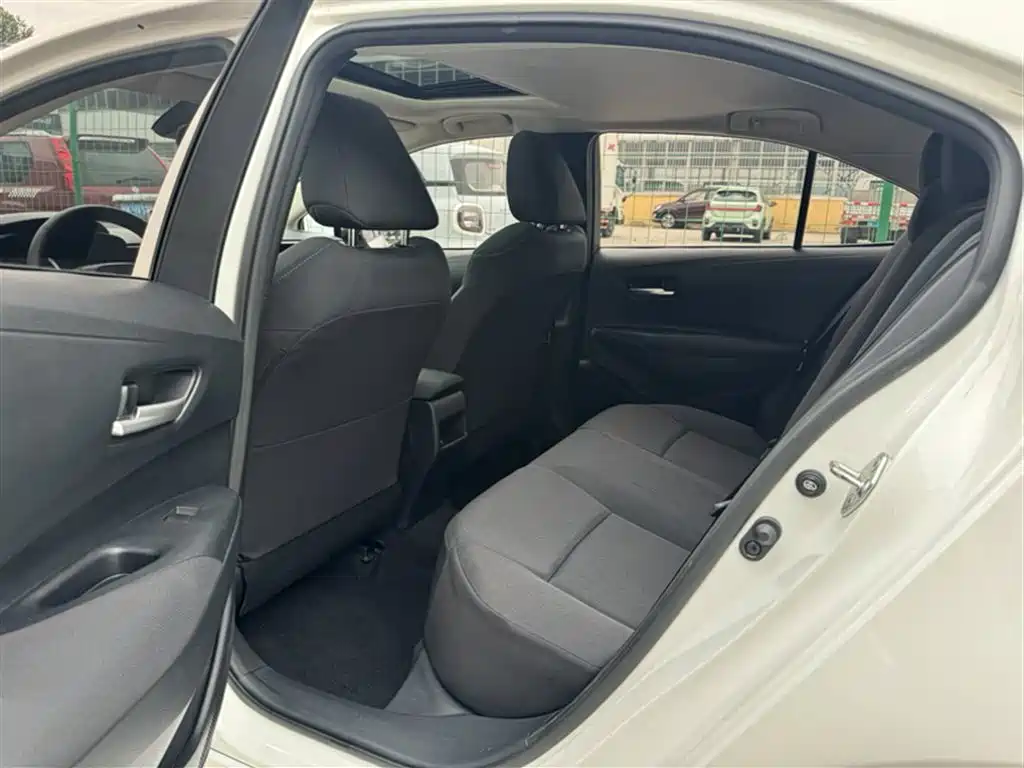 Toyota Corolla 2019 1.2T S-CVT GL-i Elite Edition фото 19