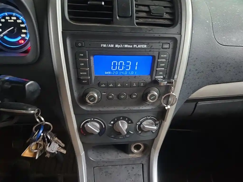 Suzuki Beidouxing X5 2017 2016 1.4L Voyage (China V)