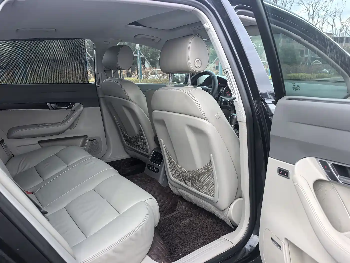 Audi A6L 2011 3.0 TFSI quattro Luxury фото 7