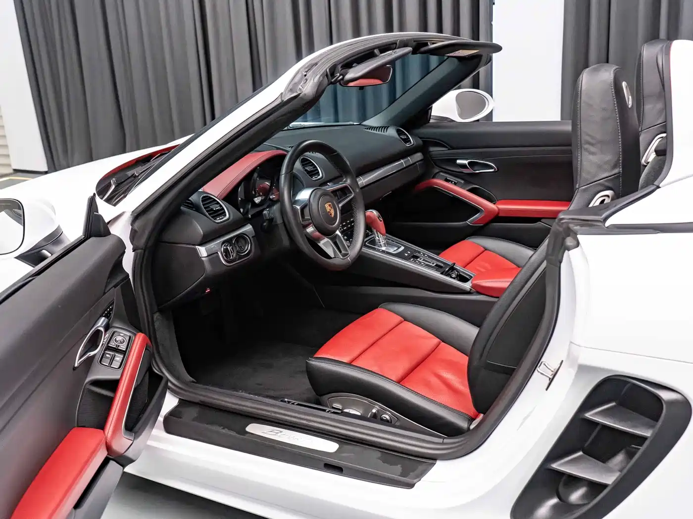 Porsche 718 2016 Boxster 2.0T фото 10