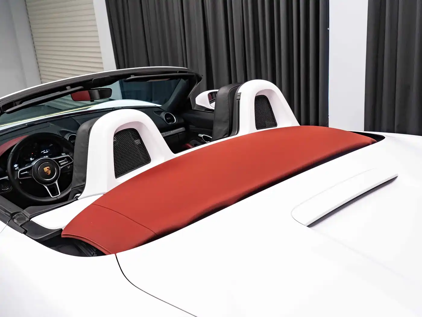 Porsche 718 2016 Boxster 2.0T фото 6