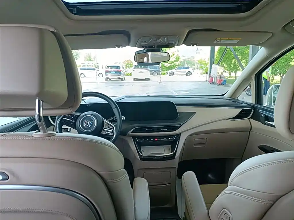 Buick GL8 New Energy 2025 Land Honor Premium Edition 7-Seater фото 10