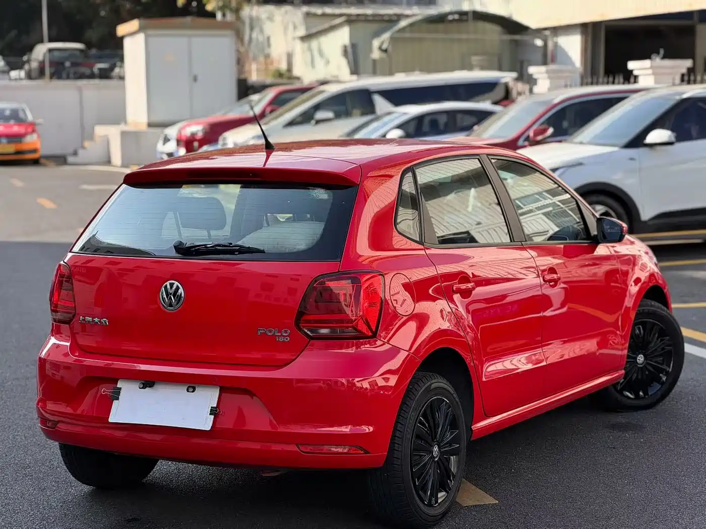 Volkswagen Polo 2016 1.6L Automatic Comfort фото 9