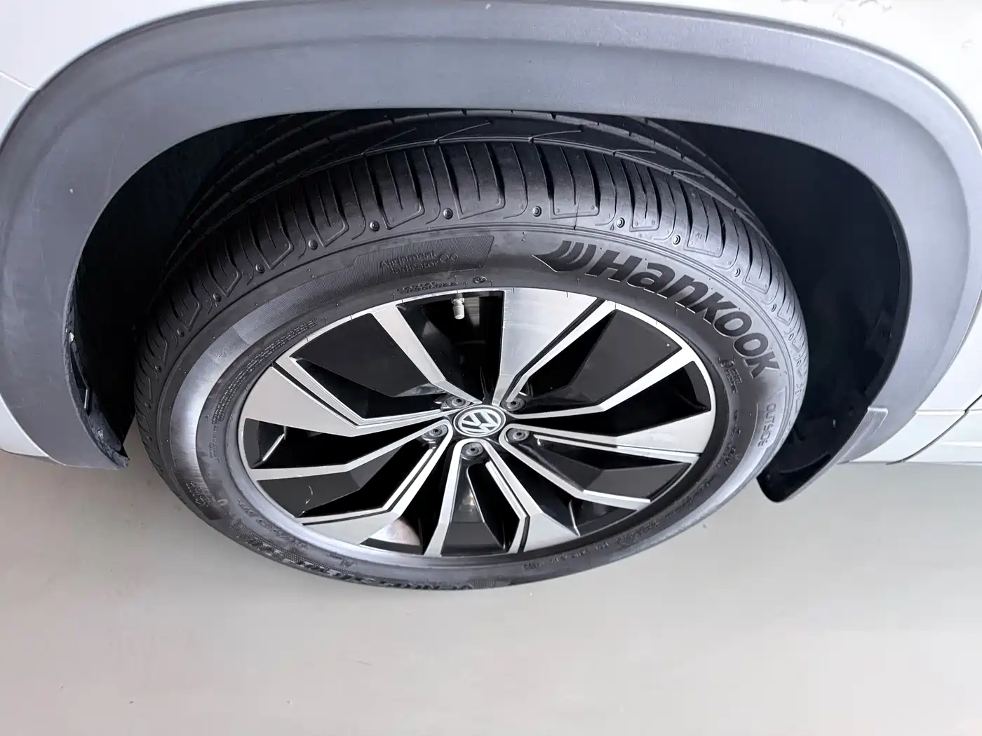 Volkswagen Teramont 2019 Model Teramont X 380TSI 4WD Prestige Luxury Edition фото 5