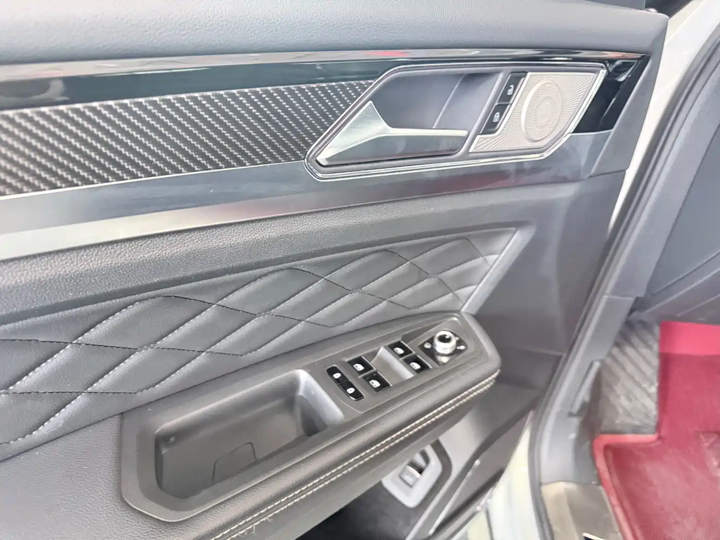 Volkswagen Teramont 2019 Model Teramont X 380TSI 4WD Prestige Luxury Edition фото 9