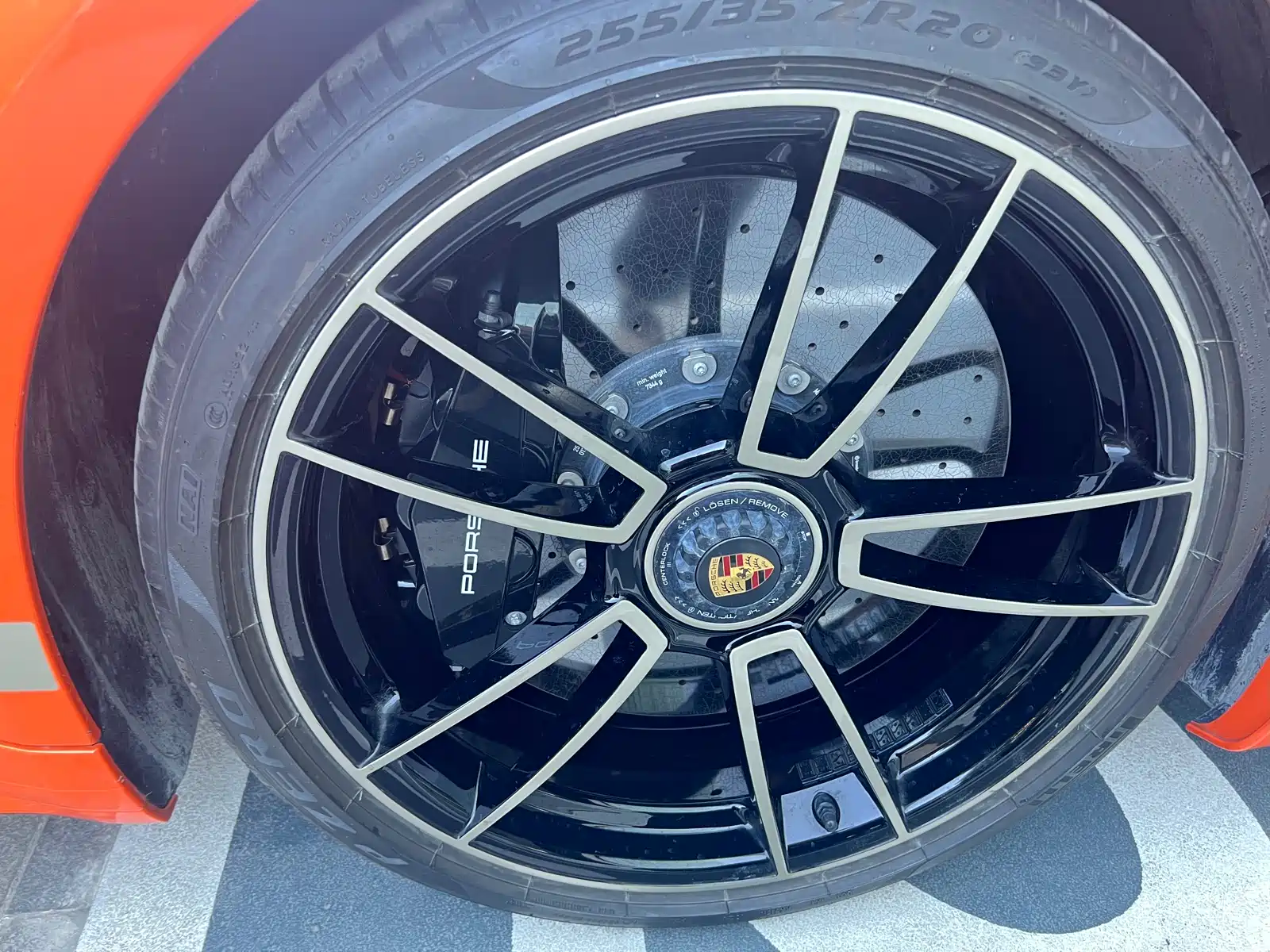 صورة 16 - Porsche 911