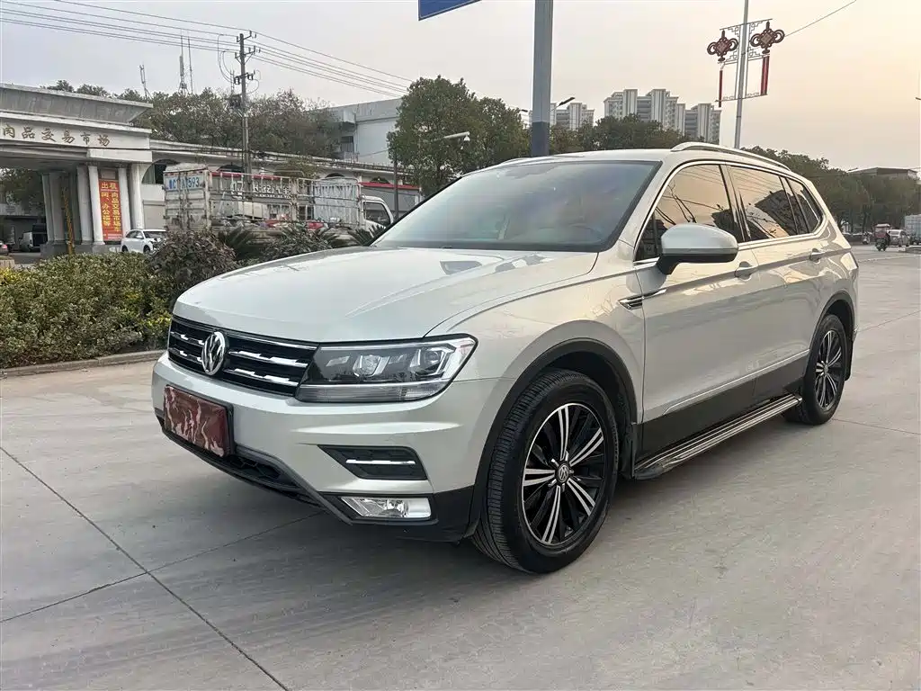 Volkswagen Tiguan L 2020 330TSI Auto 2WD Panorama Comfort China VI