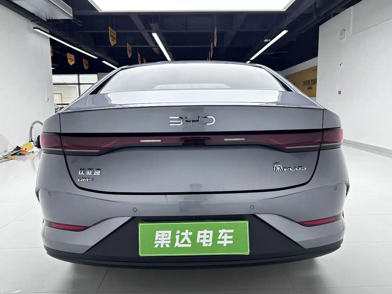 BYD Qin PLUS 2026 DM-i Smart Edition 128KM Progressive фото 4