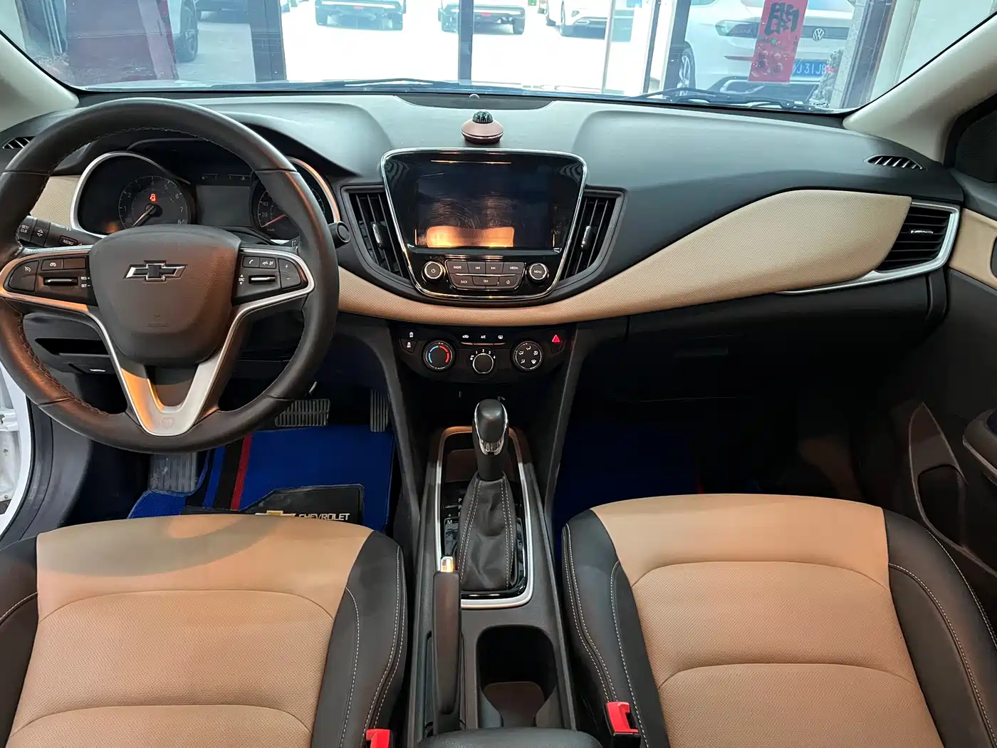 CHEVROLET CRUZE