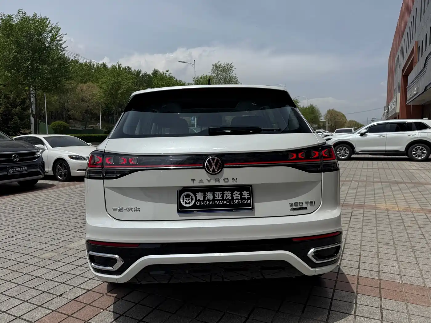 Volkswagen Tayron 2023 Facelift 380TSI 4WD R-Line High Performance Edition фото 13