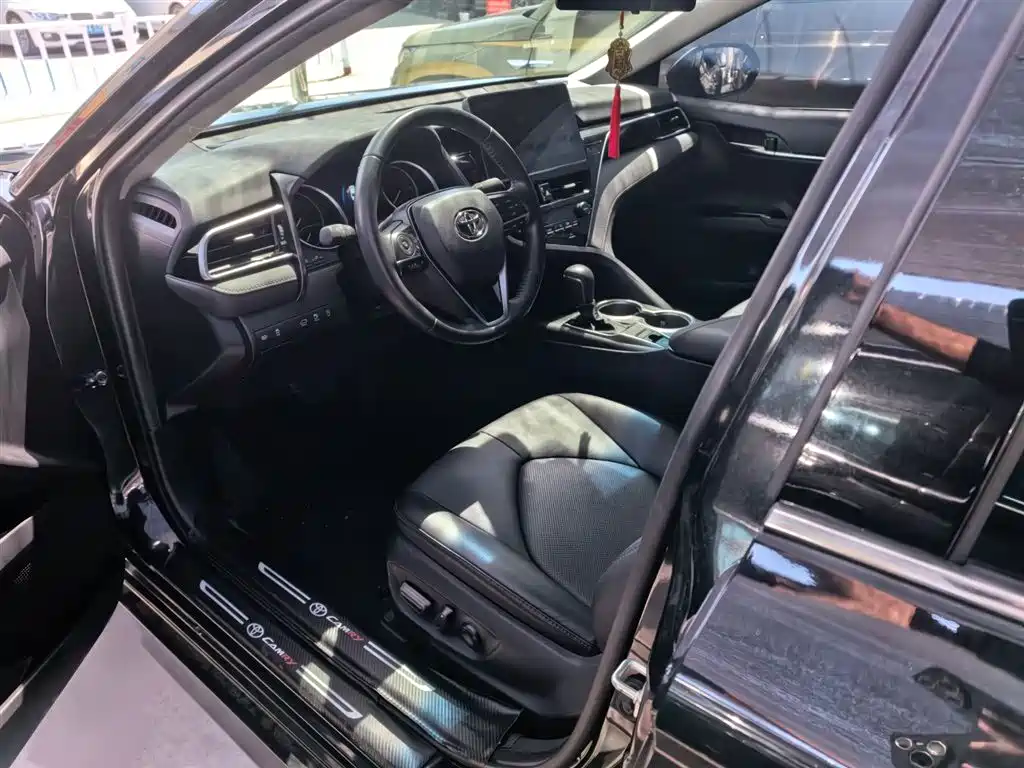 Toyota Camry 2021 2.0G Luxury Edition фото 20