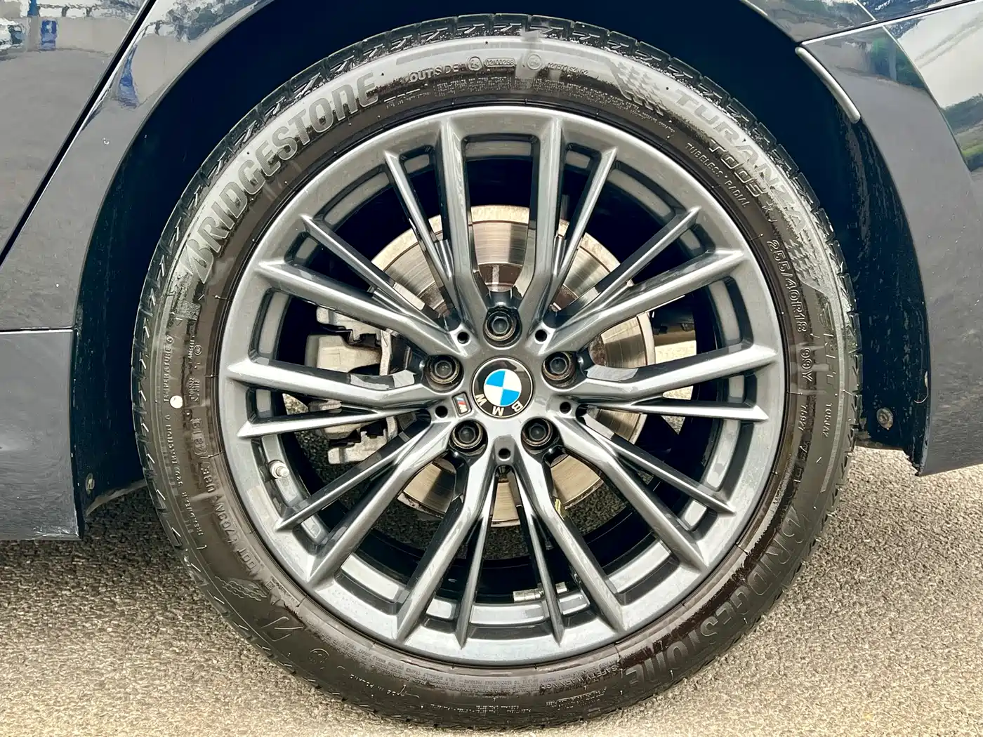 BMW 3 Series 2020 Facelift 325i M Sport Night Edition фото 40